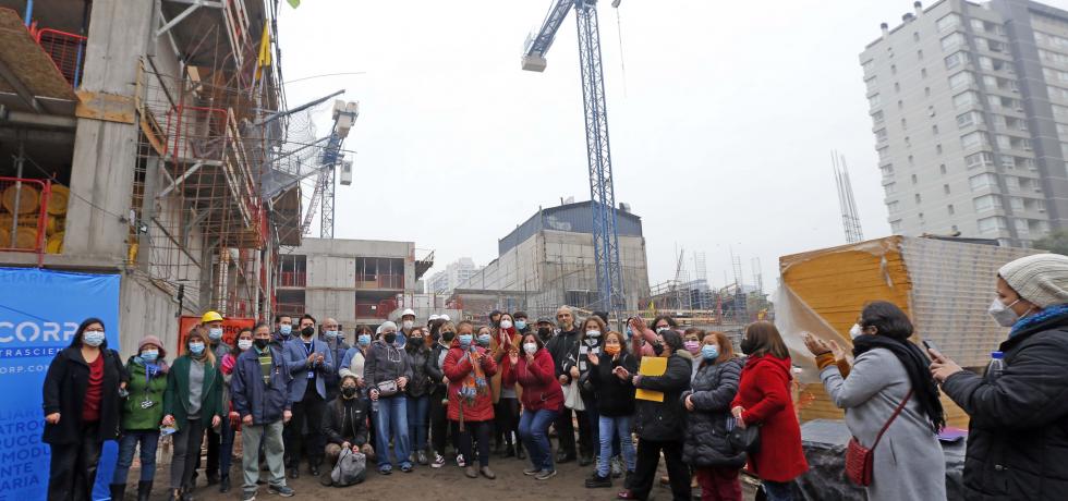 Futuros beneficiados constatan avances en construcción de sus viviendas en Santiago Futuros beneficiados constatan avances en construcción de sus viviendas en Santiago